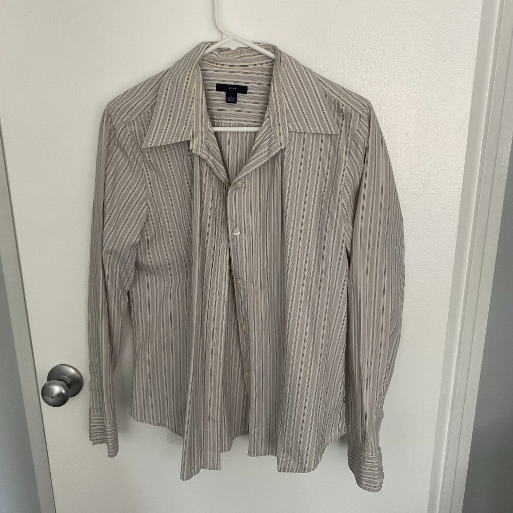 Gap Women's Button Down - image 2